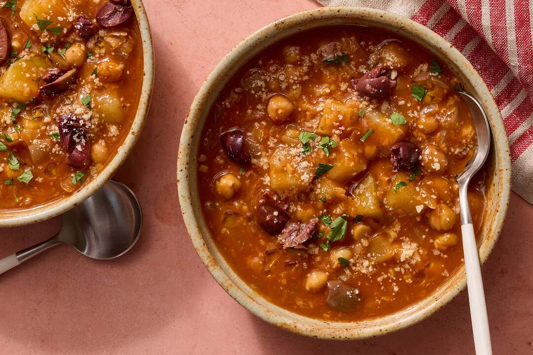 Chickpea Minestrone Soup