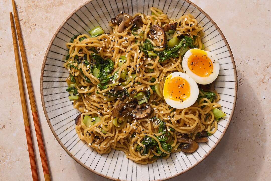 Hoisin Sesame Ramen Noodles