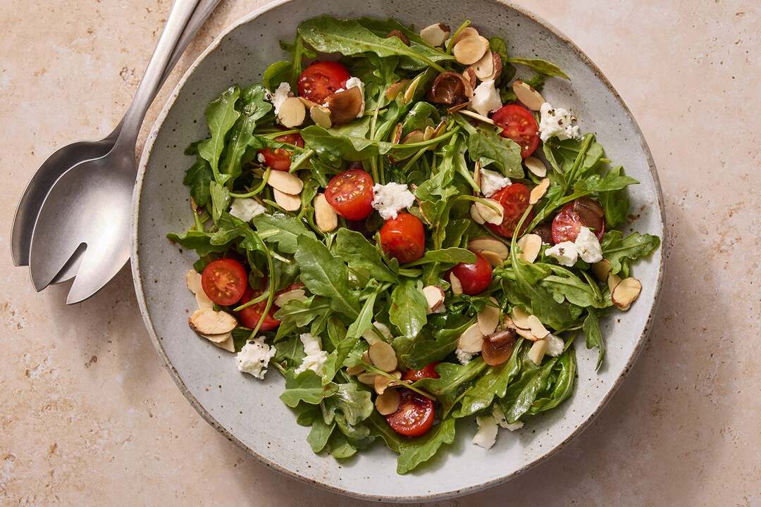 Goat Cheese & Arugula Salad