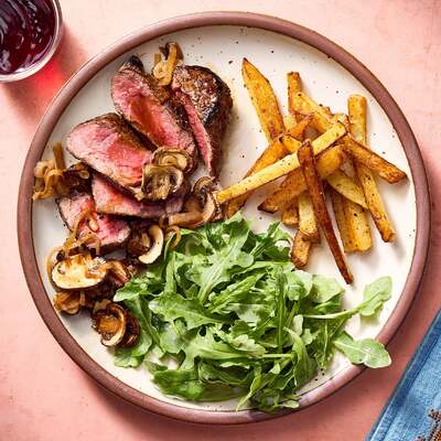 Steaks & Buttery Mushroom Pan Sauce