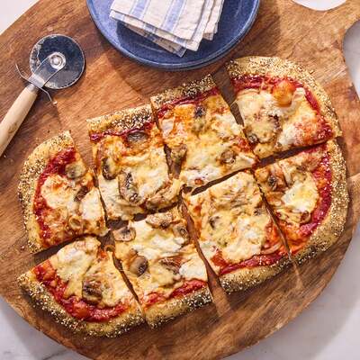 Evergreen Pizza_Everything Bagel-Crusted Pizza